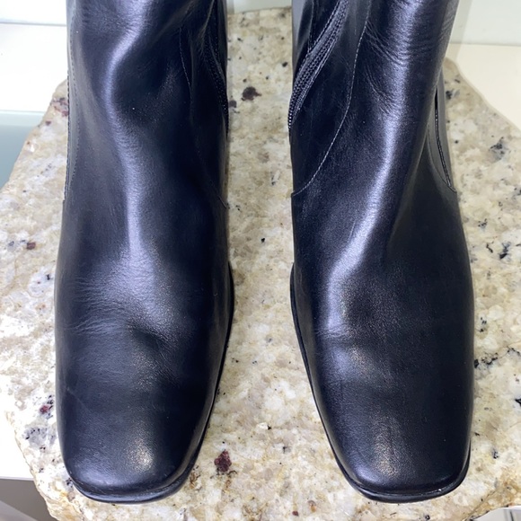 Bellini Black Leather WILSON Knee High Buckle Accent Heeled Boots Women’s Sz 8W - Picture 4 of 16